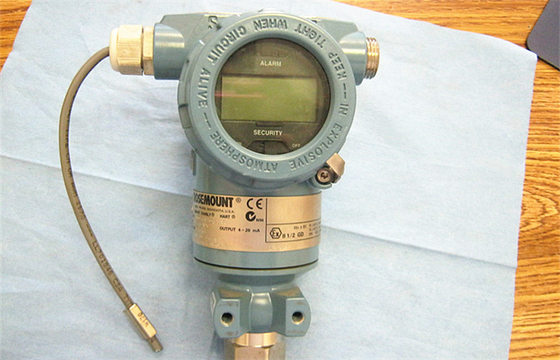 передатчик с одиночной конструкцией амортизатора, 0,3 до 10000 psi абсолютного давления 3051TA